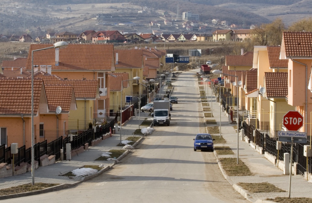 Relocating tradition: hundreds of villagers have taken the chance to move to a new estate in Recea, Alba Iulia