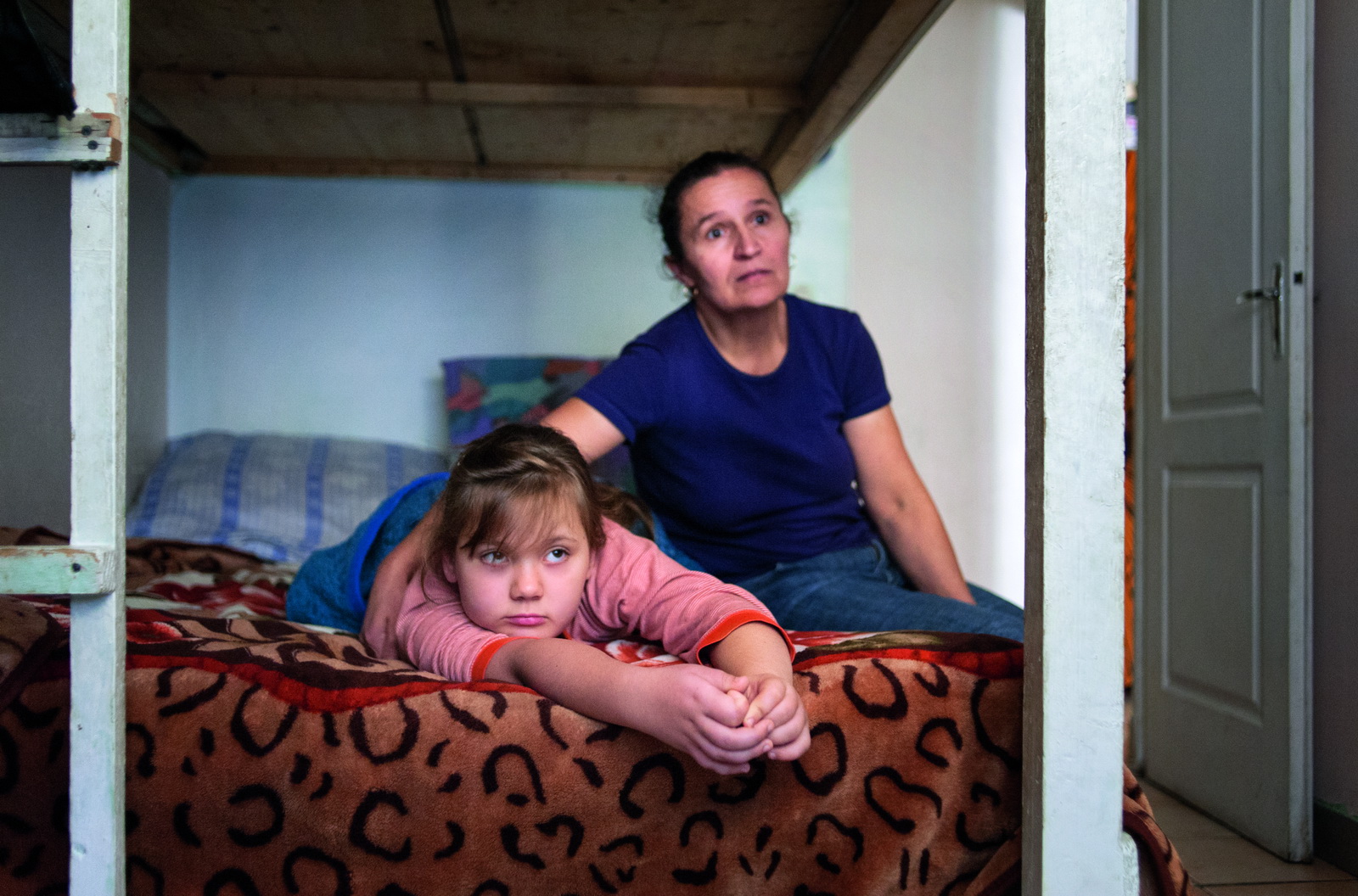 Generations of Romanians bunk-up in blocks in the suburbs of Paris (photo Â© Petrut Calinescu)