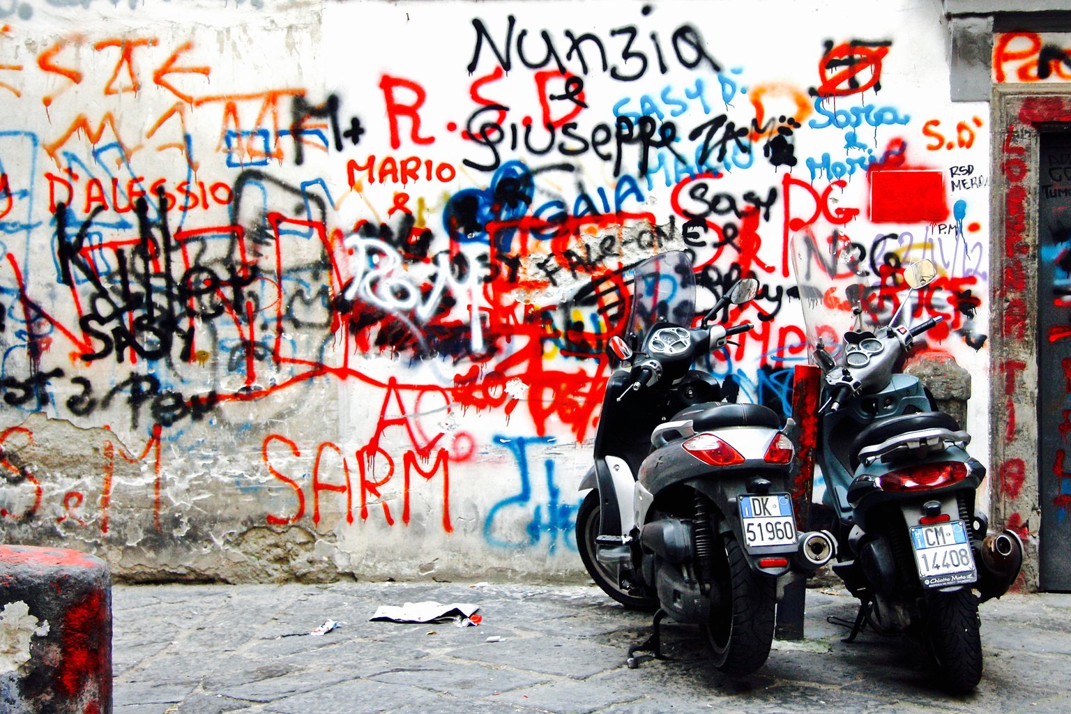 Naples Scooters.jpg